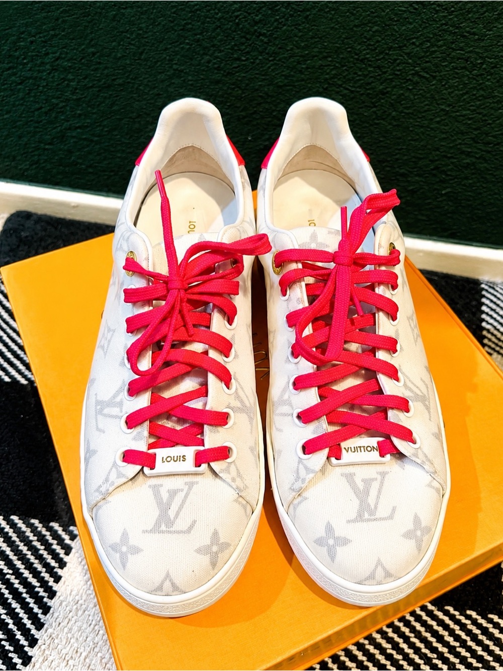 Louis Vuitton White Monogram Sneakers with Hot Pink Laces